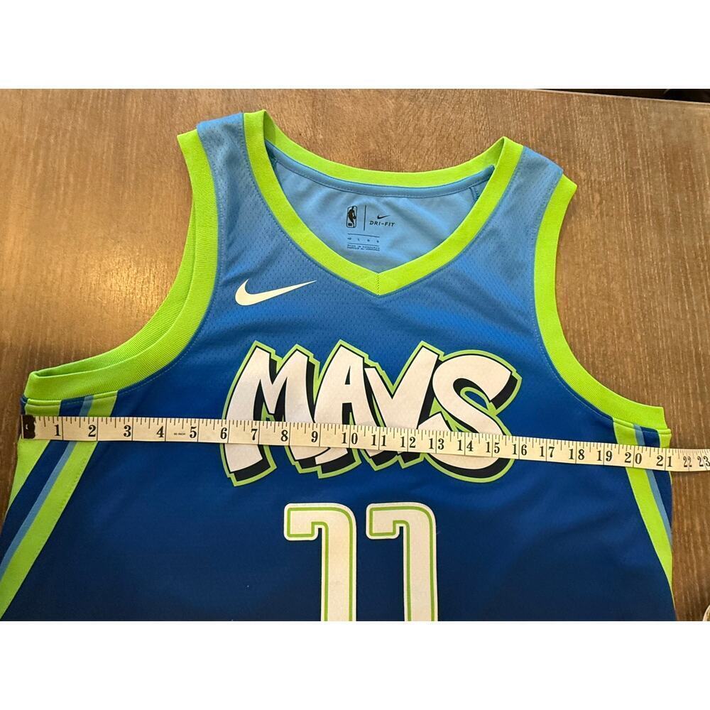 Nike Dri Fit NBA Luka Doncic #77 Basketball Jersey size 48 L City Jersey - Picture 5 of 6